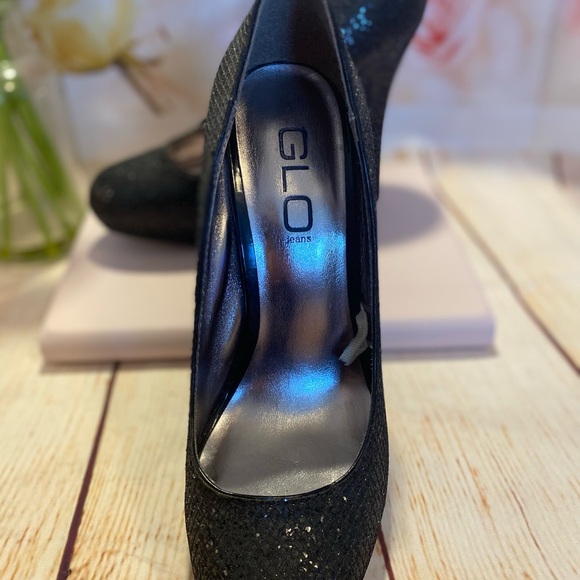 Black Sparkle Glo Heels - Picture 10 of 12